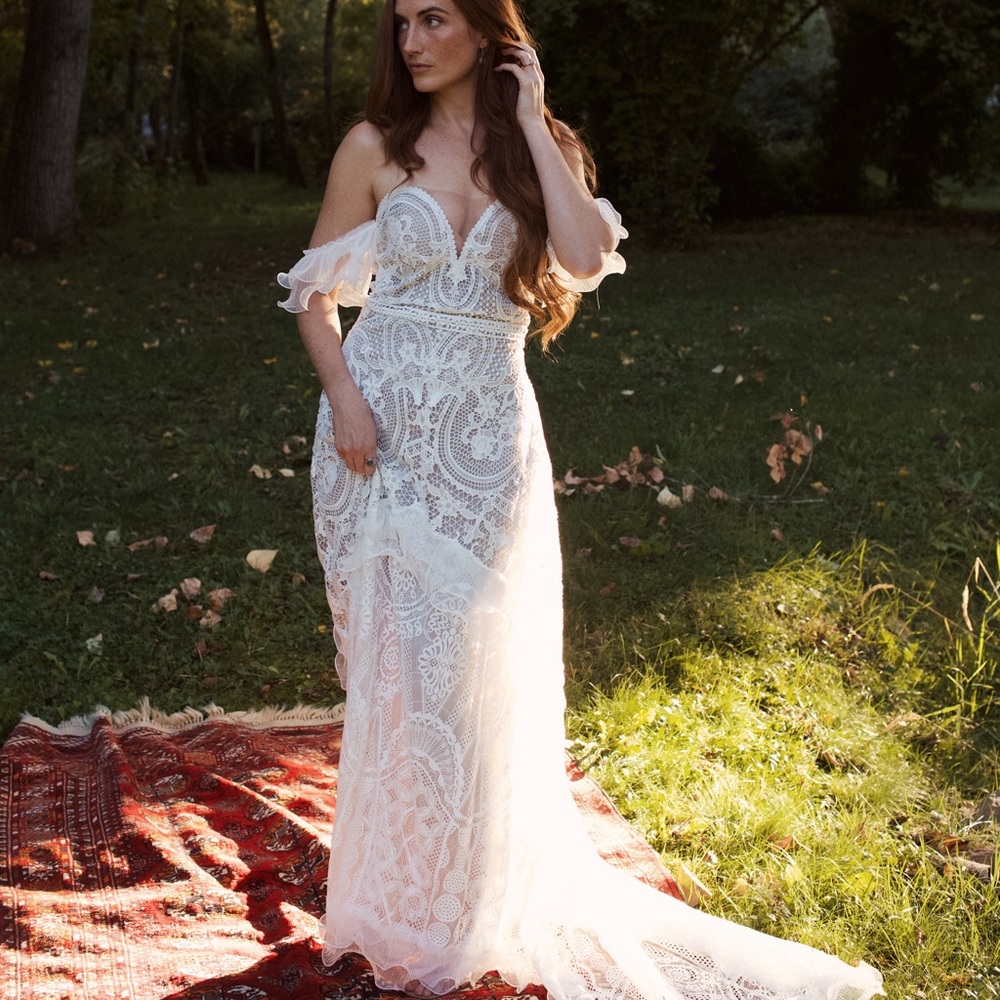 KĀLA NOEL CUSTOM WEDDING DRESS